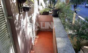 Imagem 5: Casa de 3 dormitórios com 3 vagas de garagem à venda no bairro Santana em Porto Alegre pró