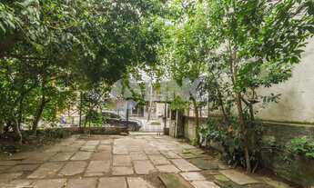 Imagem 6: Casa com 3 dormitórios e 2 vagas de garagem à venda no bairro Sarandi em Porto Alegre próx