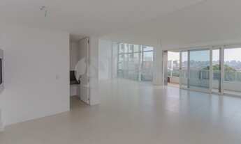 Imagem 5: Apartamento de 3 dormitórios sendo 3 suítes à venda com 3 vagas de garagem em Porto Alegre