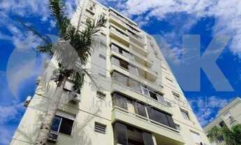 Imagem 2: Apartamento de 2 dormitórios à venda com 2 vagas de garagem em Porto Alegre, no bairro Tri