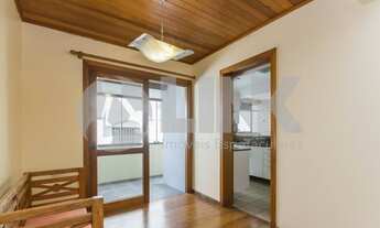 Imagem 7: Apartamento de 3 dormitórios sendo 1 suíte com 2 vagas de garagem à venda no bairro Petróp