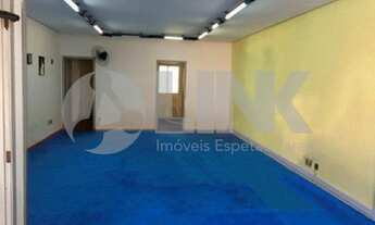 Imagem 2: Prédio comercial à venda em Porto Alegre, no bairro Floresta, próximo à Av. Farrapos