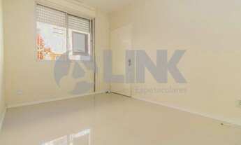 Imagem 5: Apartamento de 2 dormitórios à venda com 1 vaga de garagem em Porto Alegre, no bairro Jard