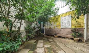 Imagem 3: Casa com 3 dormitórios e 2 vagas de garagem à venda no bairro Sarandi em Porto Alegre próx