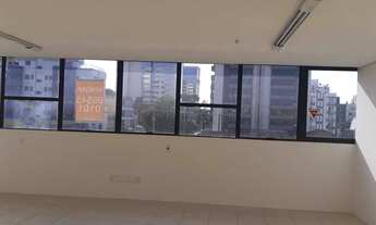 Imagem 5: Salas comerciais unificadas frente Norte com 2 vagas de garagem (box 38 e 39), localizado