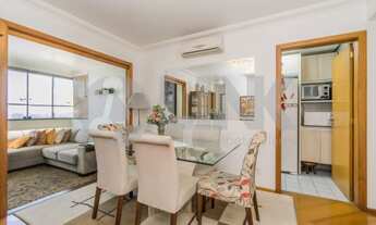 Imagem 3: Apartamento de 2 dormitórios sendo 1 suíte com 2 vagas de garagem à venda no bairro Petróp