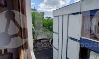 Imagem 3: Apartamento de 3 dormitórios com 1 vaga de garagem à venda no bairro Mont Serrat em Porto