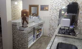 Imagem 2: Casa com 2 dormitórios sendo 1 suíte e 2 vagas de garagem à venda no bairro Hípica em Port