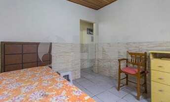 Imagem 5: Casa com 3 dormitórios sendo 1 suíte americana à venda no bairro Menino Deus em Porto Aleg