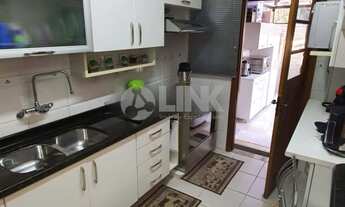 Imagem 7: Casa em condomínio de 3 dormitórios sendo 1 suíte com 2 vagas de garagem à venda no bairro