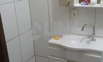 Imagem 4: Casa com 2 dormitórios sendo 1 suíte e 2 vagas de garagem à venda no bairro Hípica em Port