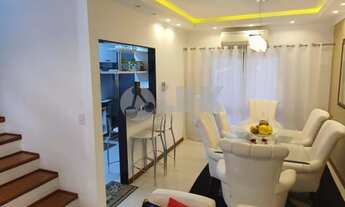 Imagem 2: Casa em condomínio de 3 dormitórios sendo 1 suíte com 2 vagas de garagem à venda no bairro