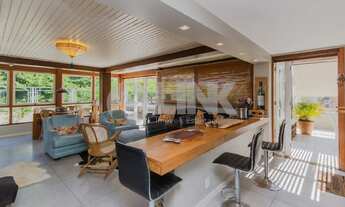 Imagem 4: Cobertura de 2 dormitórios sendo 2 suítes com 2 vagas de garagem à venda no bairro Bela Vi