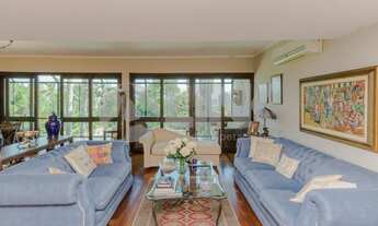 Imagem 5: Casa 4 dormitórios com 4 vagas de garagem à venda no bairro Cristal, zona sul de Porto Ale