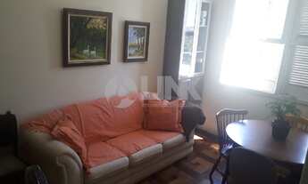 Imagem 1: Apartamento de 2 dormitórios à venda no bairro Floresta em Porto Alegre próximo ao Zaffari