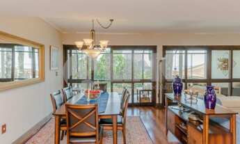 Imagem 6: Casa 4 dormitórios com 4 vagas de garagem à venda no bairro Cristal, zona sul de Porto Ale