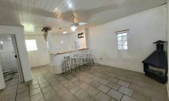 Imagem 3: Casa com 2 dormitórios e piscina à venda no bairro Parque Santa Fé em Porto Alegre próximo