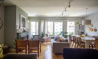 Imagem 2: Apartamento 3 dormitórios 3 suítes e 2 vagas de garagem à venda no bairro Menino Deus em P