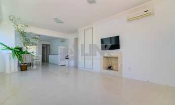 Imagem 2: Apartamento de 3 quartos 3 suítes com 3 vagas à venda no bairro Petrópolis em Porto Alegre