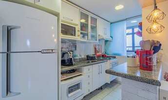 Imagem 6: Apartamento de 2 dormitórios com 2 vagas de garagem à venda no bairro Cristal em Porto Ale