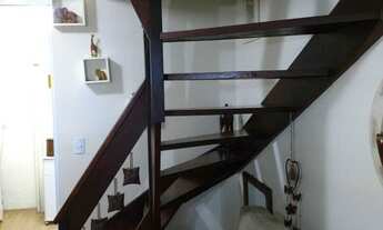 Imagem 3: Casa estilo sobrado com 2 dormitórios e 1 vaga de garagem à venda no bairro Passo das Pedr