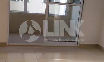 Imagem 2: Apartamento 2 dormitórios com 1 vaga de garagem à venda no bairro Costa e Silva em Porto A