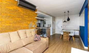 Imagem 1: Apartamento 2 dormitórios com 2 vagas de garagem à venda no bairro Santana em Porto Alegre