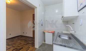 Imagem 4: Apartamento 1 dormitório estilo JK à venda em Porto Alegre, no bairro Vila Ipiranga, próxi