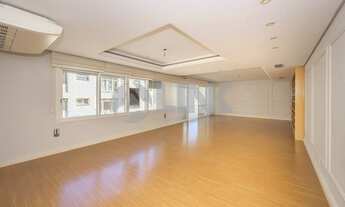 Imagem 3: Apartamento 4 dormitórios com 2 vagas de garagem à venda no bairro Moinhos de Vento em Por