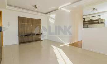 Imagem 3: Apartamento de 2 dormitórios com 1 vaga de garagem à venda no bairro Passo da Areia em Por