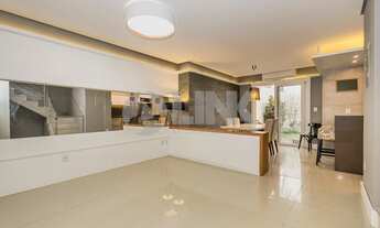 Imagem: Casa em condomínio de 3 dormitórios sendo