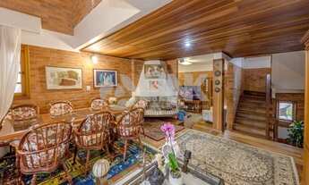 Imagem 2: Casa de 3 dormitórios sendo 1 suíte com 5 vagas de garagem à venda no bairro Vila Conceiçã