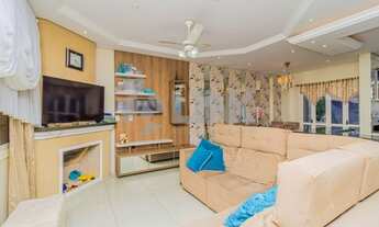 Imagem: Casa 4 dormitórios com 6 vagas de garagem