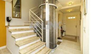 Imagem 4: Casa em condomínio de 4 dormitórios sendo 2 suítes com 4 vagas de garagem à venda no bairr