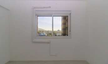 Imagem 5: Apartamento 2 dormitórios com 1 vaga de garagem à venda no bairro Jardim Carvalho em Porto