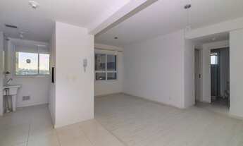 Imagem 2: Apartamento 2 dormitórios com 1 vaga de garagem à venda no bairro Jardim Carvalho em Porto