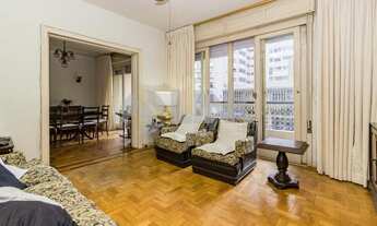 Imagem 1: Apartamento de 3 quartos com 1 vaga à venda no bairro Rio Branco em Porto Alegre