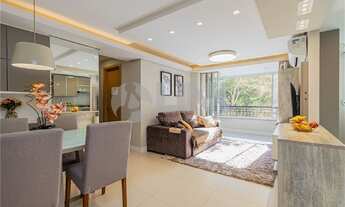 Imagem 2: Apartamento 2 dormitórios com 1 vaga de garagem à venda no bairro Passo da Areia em Porto