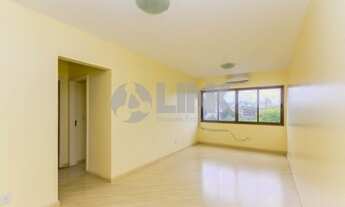 Imagem 1: Apartamento 2 dormitórios com 1 vaga de garagem à venda no bairro Cidade Baixa em Porto Al