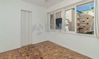 Imagem 4: Apartamento 1 dormitório estilo JK à venda no bairro Passo da Areia em Porto Alegre próxim