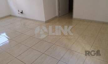 Imagem 2: Apartamento 3 dormitórios com 1 vaga de garagem à venda no bairro Passo da Areia em Porto