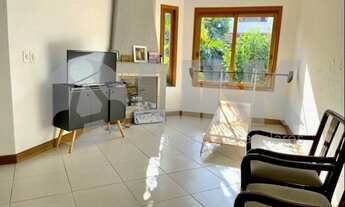 Imagem: Casa em condomínio fechado, 3 dormitórios