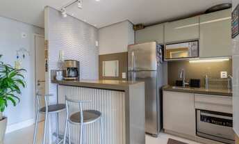 Imagem 7: Apartamento dois dormitórios com 2 vagas de garagem à venda no bairro Petrópolis em Porto