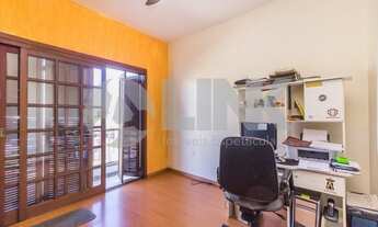 Imagem 5: Apartamento de 3 dormitórios à venda em Porto Alegre, no bairro Azenha, próximo à Av. Prof