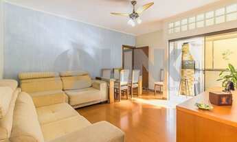 Imagem 2: Apartamento de 3 dormitórios à venda em Porto Alegre, no bairro Azenha, próximo à Av. Prof