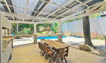 Imagem 4: Casa 3 dormitórios com 3 vagas de garagem à venda no bairro Ipanema em Porto Alegre