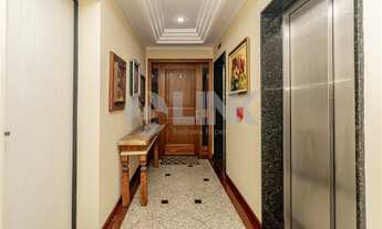 Imagem 2: Apartamento alto padrão 3 dormitórios com 2 vagas de garagem à venda no bairro Petrópolis