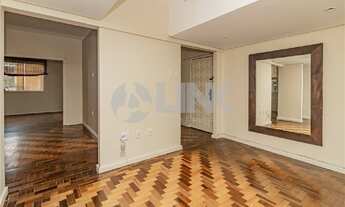 Imagem 2: Apartamento 3 dormitórios transformados em 2 à venda no bairro Centro Histórico em Porto A