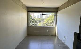 Imagem 3: Apartamento 2 dormitórios com 1 vaga de garagem à venda no bairro Tristeza em Porto Alegre