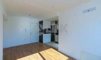 Imagem 3: Apartamento 2 dormitórios com 2 vagas de garagem à venda no bairro Santana em Porto Alegre